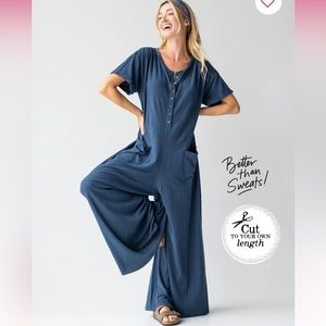 Super cozy “Jenna” jumpsuit, size S/M, NWT - cut to desired length